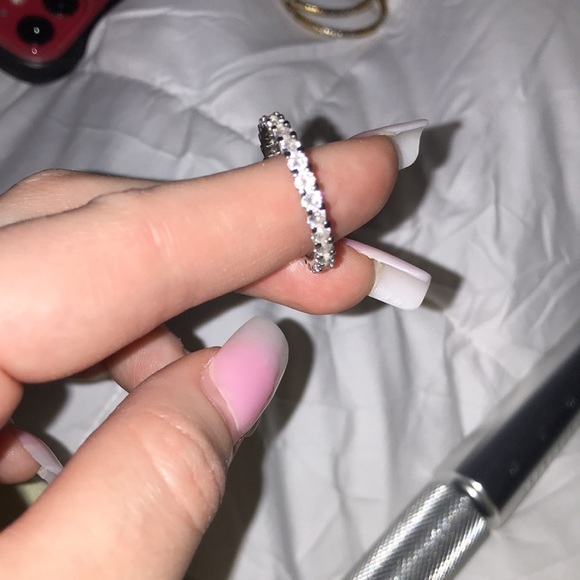 Sterling silver infinity ring stamped 925 - Picture 5 of 7